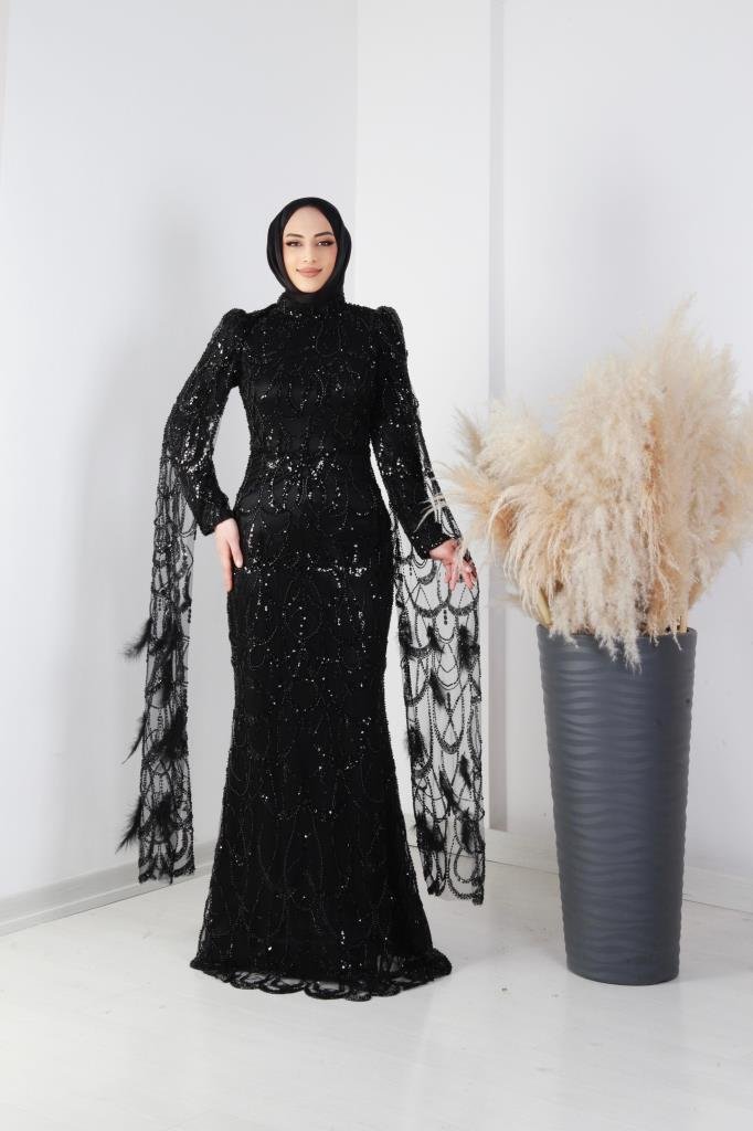 Beste Pelerinli Abiye