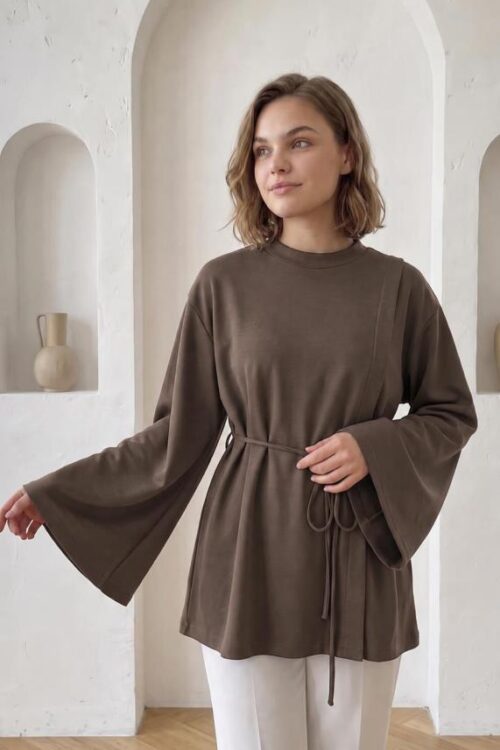 Mina Yırtmaçlı Sweat